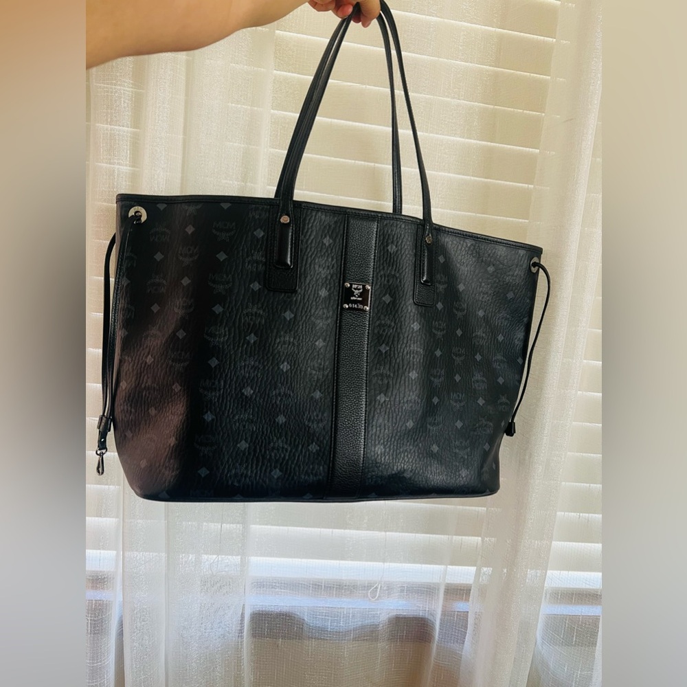 MCM LARGE TOTE